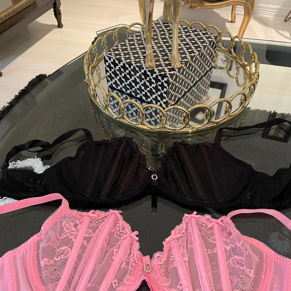 Two Bras!! - image 3